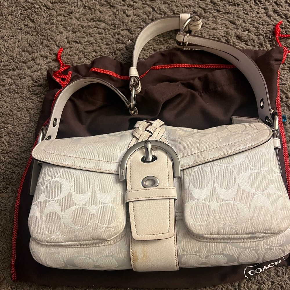 Coach Cream Leather Shoulder Bag